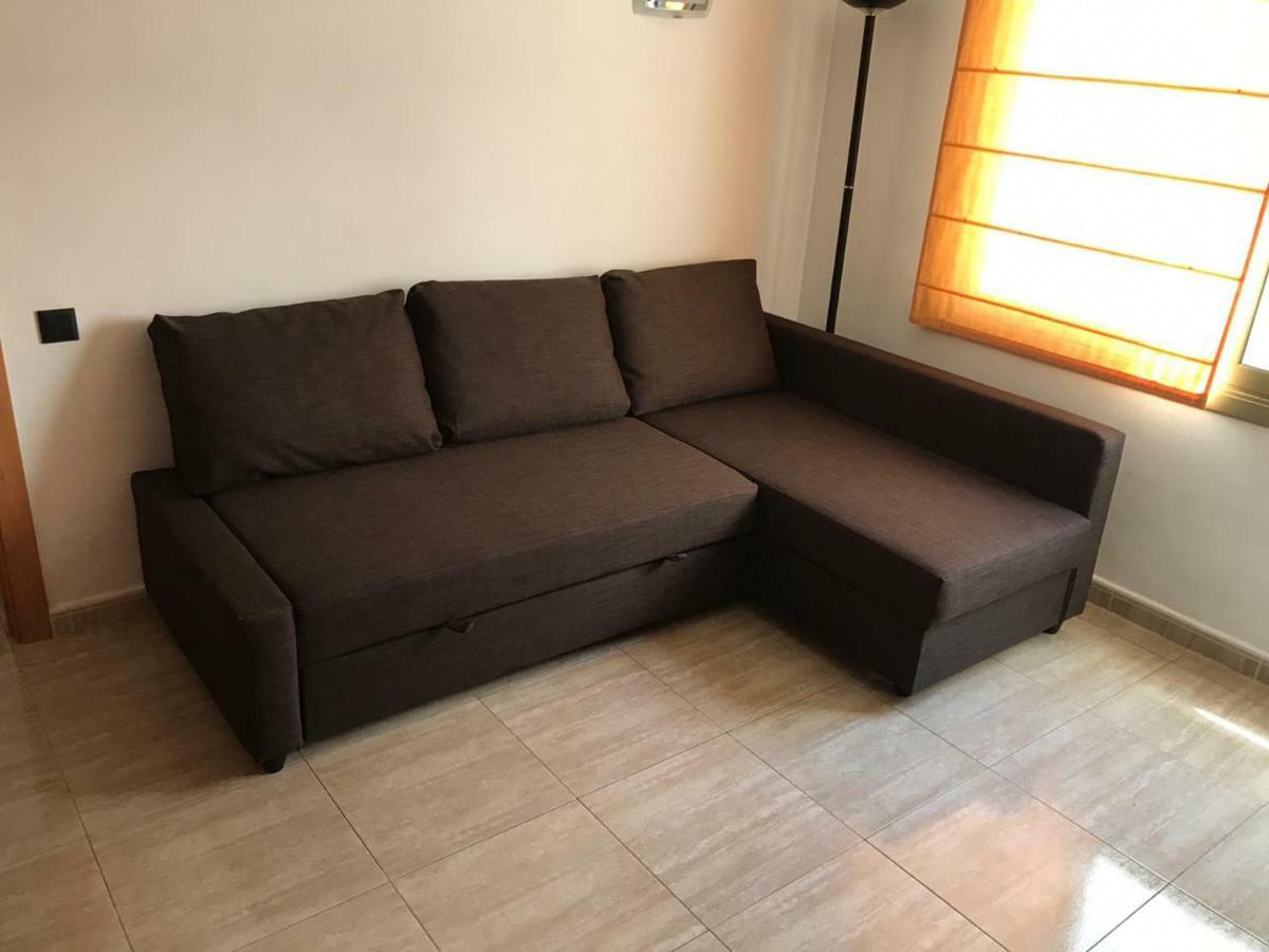Apartamento Kristina Apartment Салоу Екстериор снимка